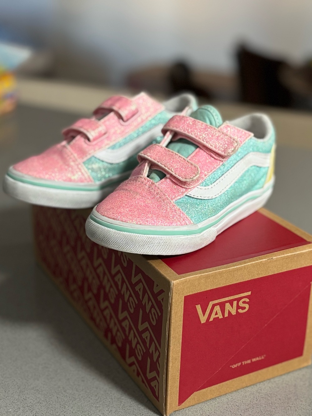 Vans Old Skool V Glitter Shoe Size 10T